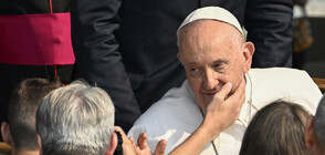 Папата пропусна процесията на Разпети петък, за да пази здравето си за Великден