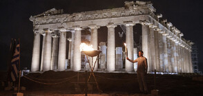 Олимпийският огън достигна до най-високата точка на Акропола