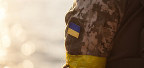 Киев наложи временна забрана на мъжете на военна възраст да кандидатстват за паспорти в чужбина