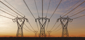 Мини на кредит: Скъпият ток от ТЕЦ-2 отново ще бъде изкупуван от НЕК