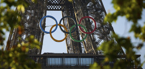 Олимпийските кръгове бяха окачени на Айфеловата кула в Париж (ВИДЕО)