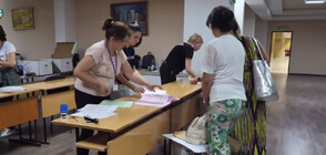 Вотът в Благоевград: Проблеми с машините и масови смени на членове на СИК