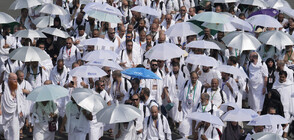 2 милиона мюсюлмани отиват на поклонение в Мека (СНИМКИ)