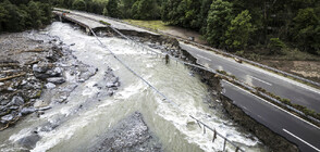 Проливни дъждове предизвикаха наводнения и свлачища в Швейцария (ВИДЕО)