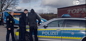 Как се придвижват магистралните полицаи в Германия до катастрофа