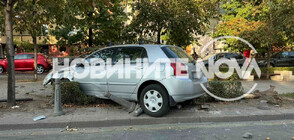 Кола излетя от пътя и се заби в пешеходна част при „Орлов мост” в София