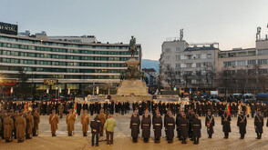 Тържествената заря-проверка по повод националния празник на България (ВИДЕО+СНИМКИ)