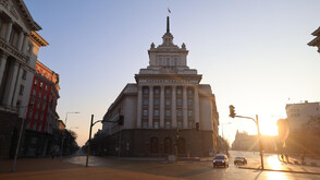 Новите 16 в парламента: 51-вото Народно събрание - с девет политически сили