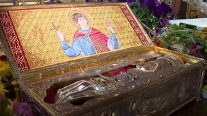 Трети ден продължава поклонението пред мощите на Свети Георги Победоносец
