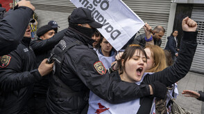 Убийство в Истанбул на жена от бившия ѝ съпруг предизвика протестно шествие