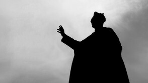 Защо папите си избират различни имена? Има ли забранени