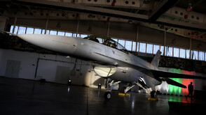 Скандалът за F-16: Борисов и Радев с взаимни обвинения, МО съобщи, че резервният блок е доставен (OБЗОР)