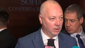 Желязков призова президента да преосмили внасянето на предложение за референдум за еврото