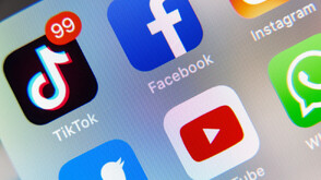 TikTok нарушава правилата на ЕС: Приложението не разкрива кой рекламира и пред кого