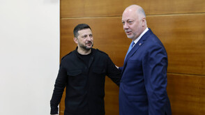 Премиерът към Зеленски: Подкрепяме усилията на Украйна за установяването на справедлив и траен мир