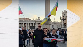 При избора на новия папа: Българското знаме се развяло високо над площад „Свети Петър“