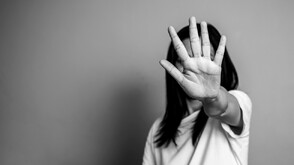 Женомразко съдържание в мрежата: Световните токсични идеологии намират последователи и у нас
