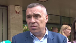 Министърът на земеделието обеща обезщетения за пострадалите от градушките