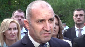 Радев: Правителството налива значителни средства за пропаганда и реклама на еврото