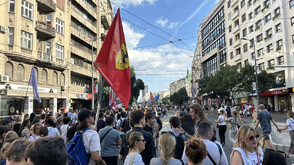 „Ще се видим на Видовден“: Протестиращи в Сърбия искат предсрочни избори (ВИДЕО+СНИМКИ)