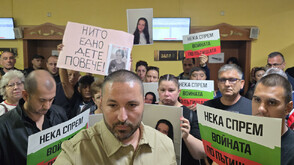 Шофьорът, причинил катастрофата, в която загина Сияна, остава в ареста