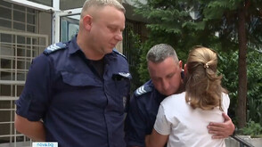 Полицейски екип помогна за спасяването на 2-годишно дете