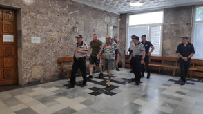 Съдът пусна под домашен арест петимата от „Хелс Ейнджълс“