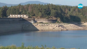 Спад на водните нива в язовир „Копринка”