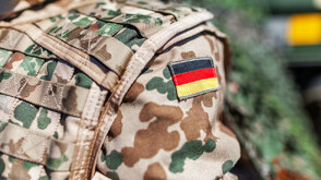 Германия направи първата сериозна крачка към възстановяване на военната си готовност