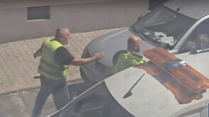 Обвиниха служителя на ЦГМ за нападение над двама в София