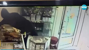 Младежите, обрали бижутерия в Дупница - посещавали магазина и дори пазарували от него