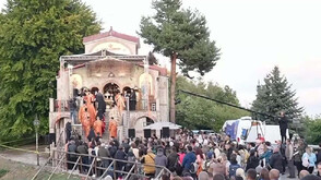 С надежда и молитва за чудо: Хиляди миряни се събраха на Кръстова гора