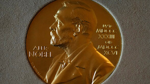 Сусуму Китагава, Ричард Робсън и Омар Яги спечелиха Нобеловата награда за химия