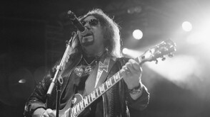 Почина Ейс Фрейли - първият китарист на легендарната група Kiss