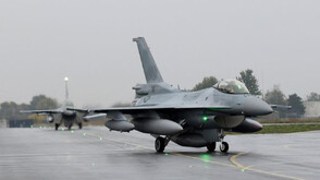Още два самолета F-16 пристигнаха в България
