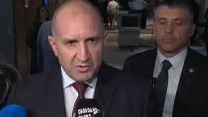 Радев за върнатите на Президентството автомобили: Поднасят ни данайски дарове