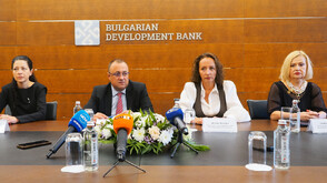 МРРБ и ББР сключиха споразумение за плащания по инвестиционната програма за общински проекти