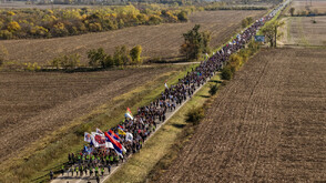 Година след трагедията в Нови Сад: Пред NOVA говорят българи, които участват в протестите