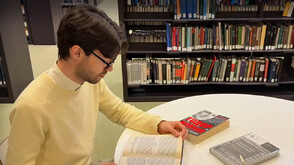 Защо един 25-годишен французин изследва живота на Тодор Живков