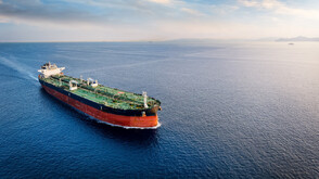 Кораб-фантом само с двама украинци на борда се появи край Бургас