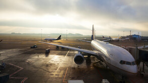 Летището в Брюксел е затворено след съобщение за дрон в района