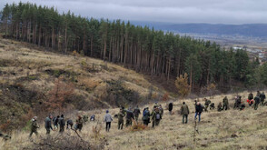 "Съживи гората" - съвместна кампания на Югозападното държавно предприятие и Военновъздушните сили