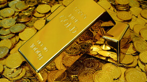 Французин откри златно съкровище на стойност 800 000 долара в градината си