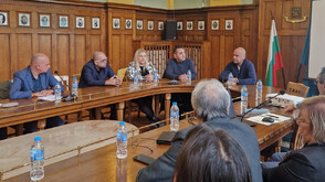 Железопътна линия ще свърже летище Пловдив с Централна гара