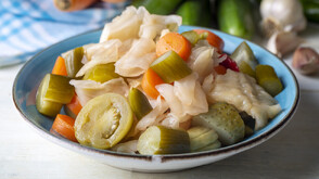 Как се прави домашно кисело зеле (ВИДЕО)