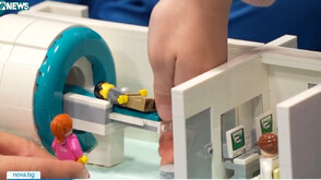 Миниатюрни модели на апарата за ядрено-магнитен резонанс подготвят децата за прегледа