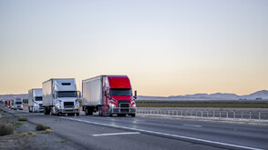 Спират тировете по магистралите в пиковите часове на празниците през 2026 г.