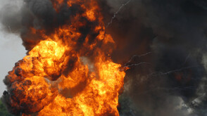 Бомба избухна в офис на застрахователна компания във Франция, има ранен