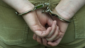 Задържаха 16-годишен за разпространение на наркотици в училищата в Горна Оряховица