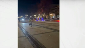 Деца с кросови мотори „прелетяха” през пешеходен площад в Перник (ВИДЕО)